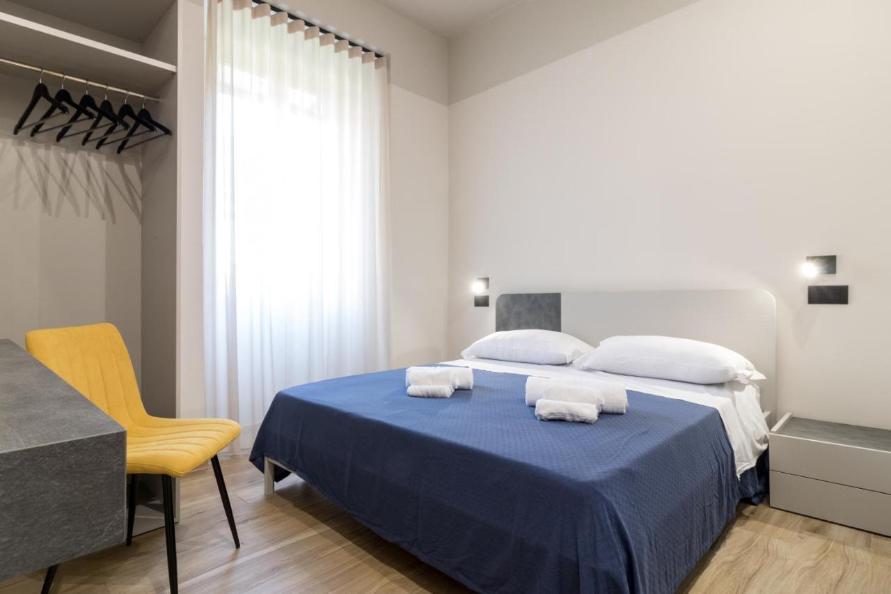 Hispirya Rooms Terracina Buitenkant foto
